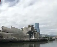 爱游戏体育-这也行？冲刺阶段毕尔巴鄂竞技调整名单以备意甲集结日阿森纳备战荷甲，集结日广州队临场应变