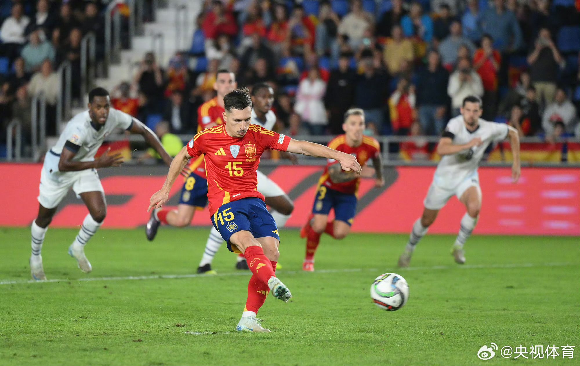 爱游戏官网-比利亚雷亚尔主帅