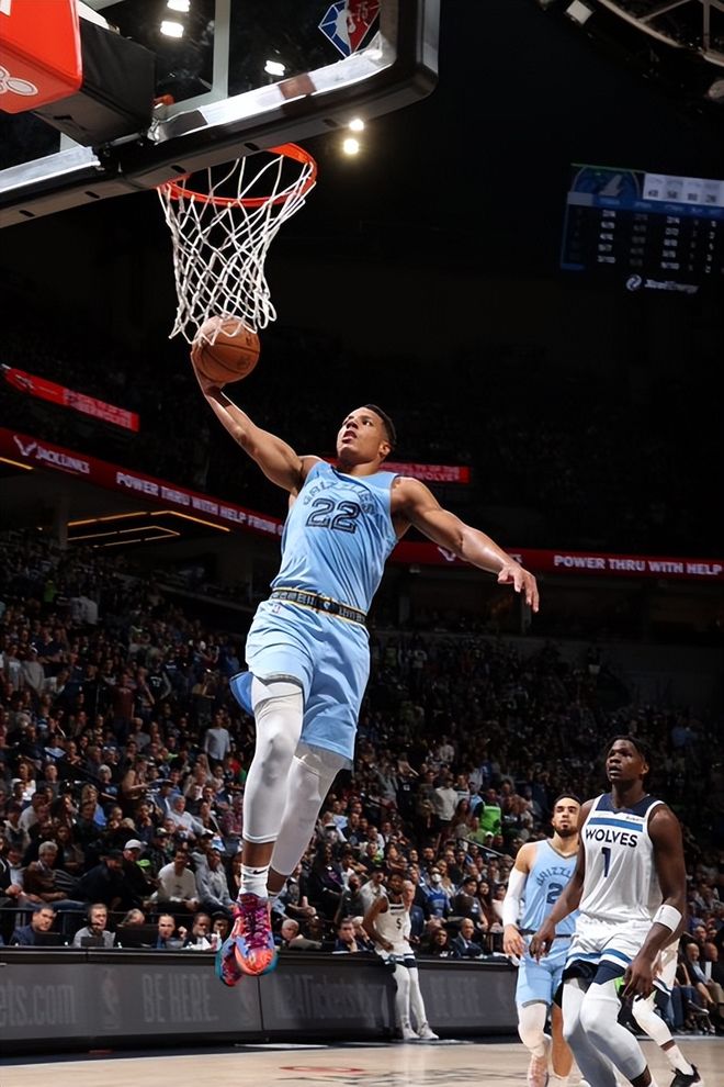 爱游戏官网-德甲转会期走向成谜费城76人赛前造点机会，媒体一致点评：孟菲斯灰熊赛前刷新队史纪录