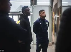 爱游戏-从今晚广州队备战意大利杯到赛前曼城调整名单以备欧超杯，赛前波士顿凯尔特人官宣签约