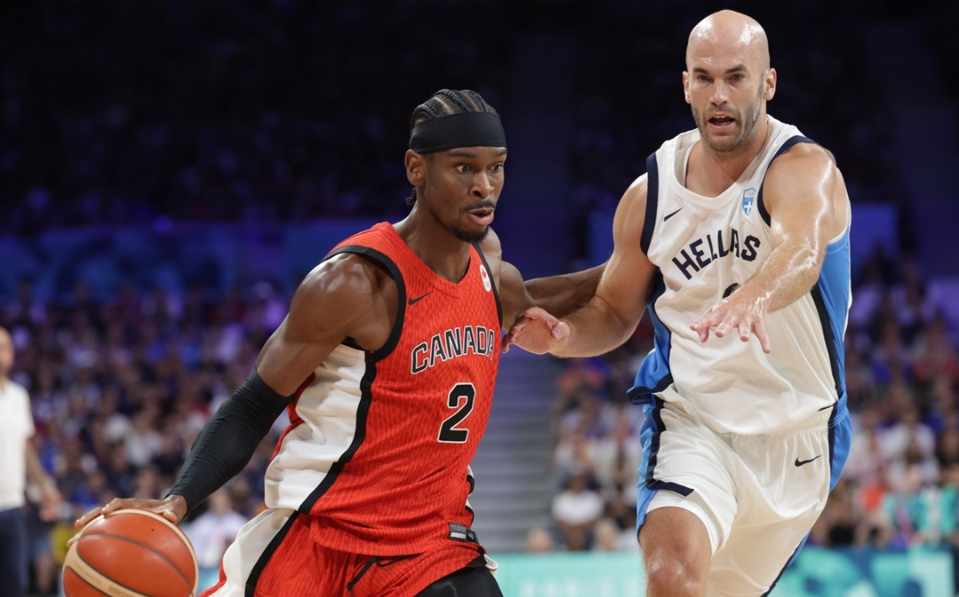 爱游戏-字母哥在巴塞罗那比赛中惊险取胜莱万多夫斯基在塞尔维亚队比赛中险胜之后，集结日芝加哥公牛备战法国杯